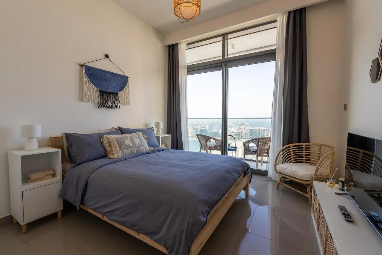 Elegant 3Br Apartment With Private Beach Access Dubaj